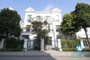 Adjacent villa for rent, equipped with modern furniture for rent in Vinhome Harmony Long Bien